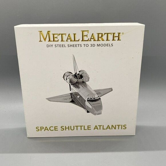 Space Shuttle Atlantis Metal Earth DIY Steel Sheets to‎ 3D Model New Open Box - Picture 1 of 3